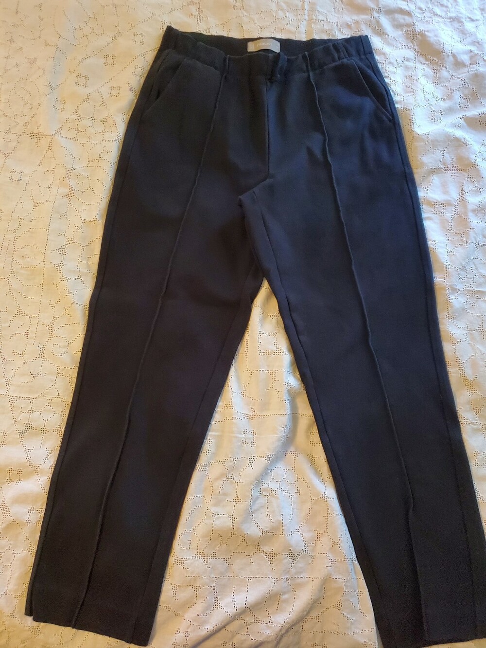 Everlane Women's Black Knit Pintuck Front Pull On Pants M